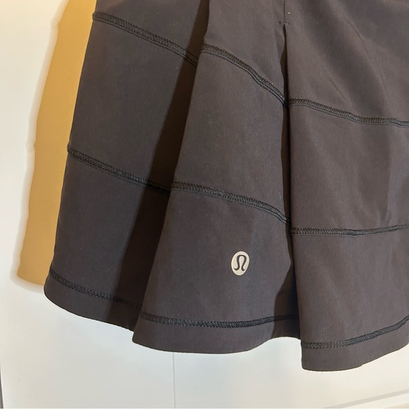 LULULEMON PACE RIVAL SKIRT IN BLACK MID RISE SIZE 6 REGULAR 13 INCH - Picture 10 of 14